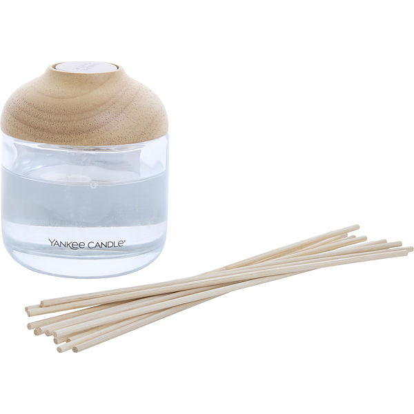 Fresh Cut Roses Reed Diffuser 4.2 Oz